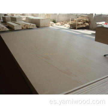 Pine Plywood E0 Grado en venta